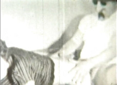 The Vintage Era: Vintage milfka je ošukaná zezadu