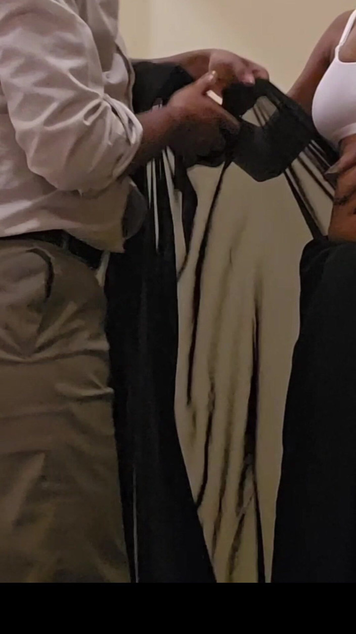 SafeRosebush8: Virální pár sex video se virálně dostalo za jeden den