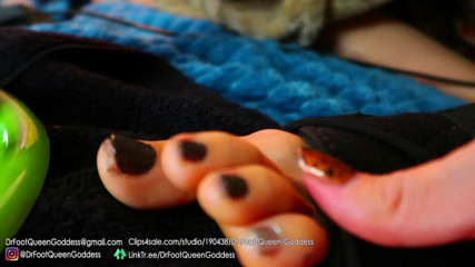 Dr. Foot Queen Goddess: Melukis kuku (grey) bahagian 5