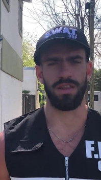 Vyšetřující důstojník padá do rukou dr. Fer