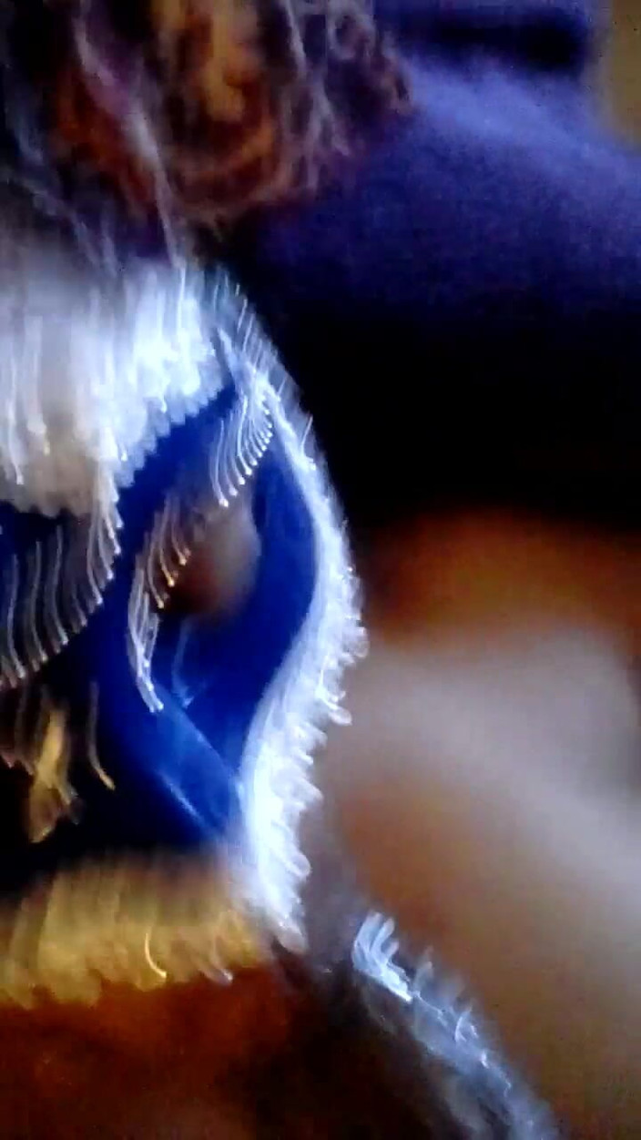 Lola Tha Pink Bunny: Дико-лизательница в маске!!