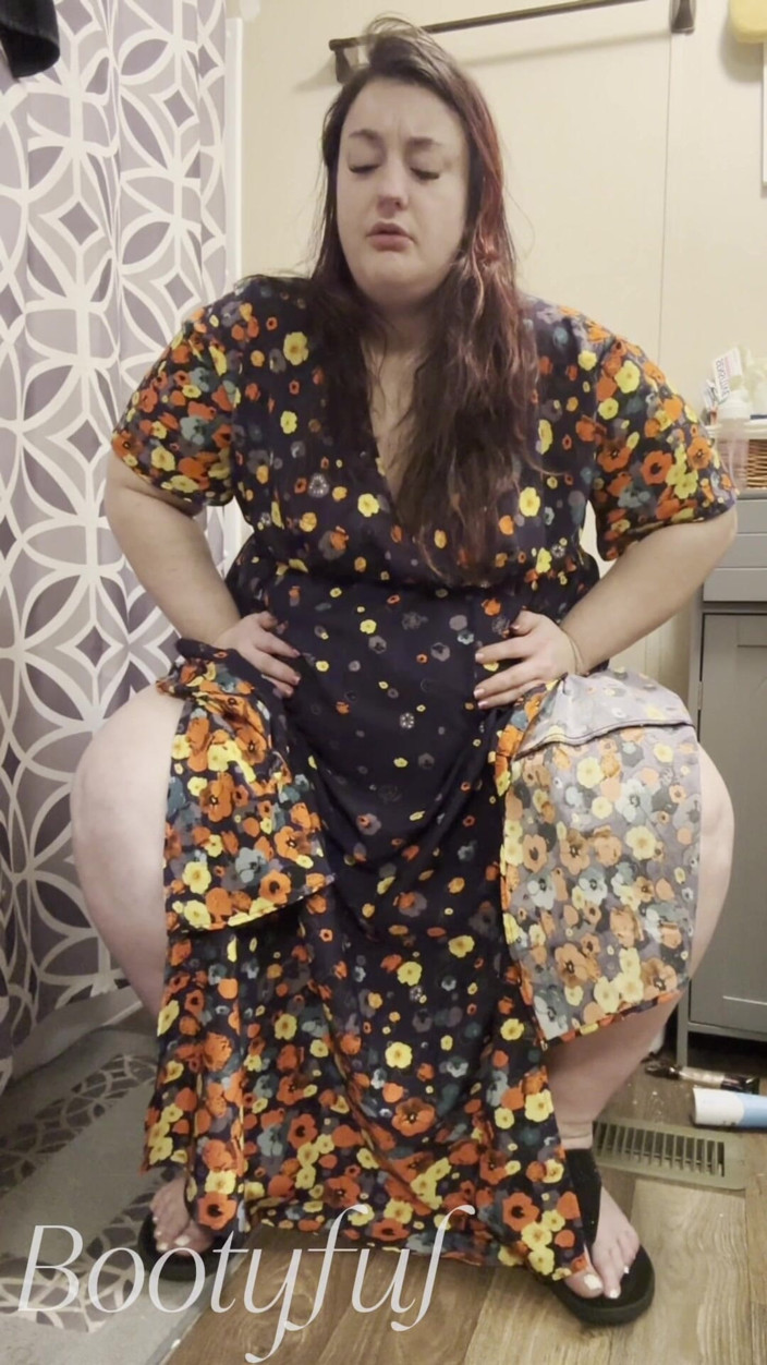 BellaBlast: Spicy Toilet Struggle | Toilet Farts, Real Plops and, a Big...