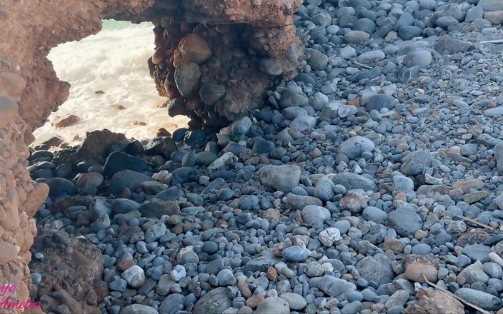 Anja Amelia: Bem na praia! Ao ar livre, garganta profunda extrema