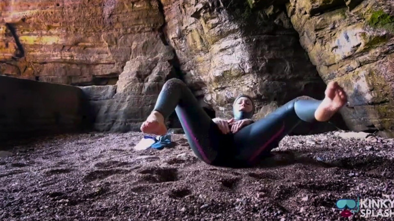 UKCuteGirl Lucy Lauren: Shiny Rubber Wetsuit Tease in Private Cave