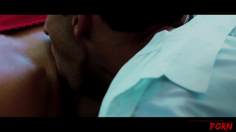 SaintPorn: Kathia Nobili có một người đàn ông bẩn thỉu trong cuộc sống...