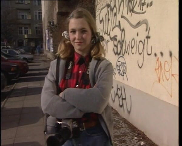 YOUR FIRST PORN: Julia softclip timida studentessa julia