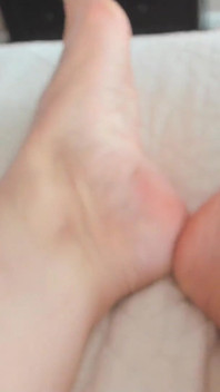 Asmr vera moglie calda camgirl jess ryan mostra i suoi piedi!