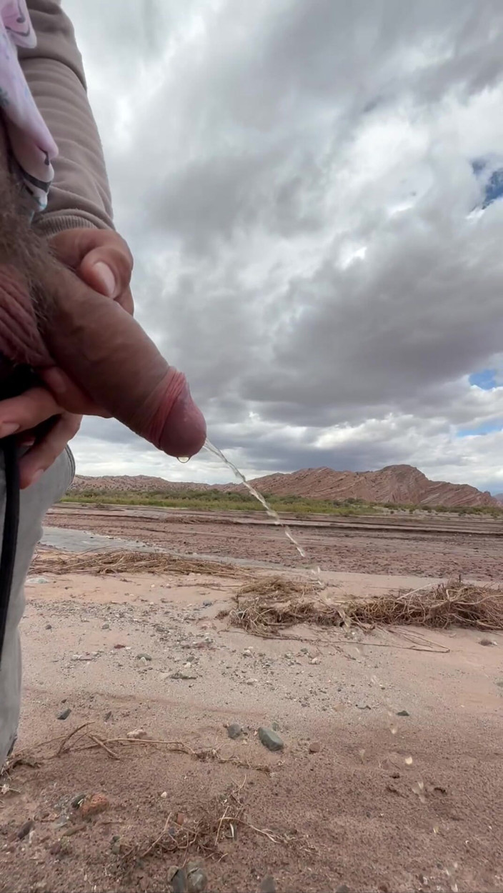 Max_Russell: Young Uncut Boy Pee in Desert
