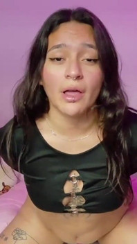 Latina Piccola Sottomessa Vuole Essere Scopata