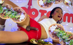 Hootcum: Messy Service with Extra Cream thumbnail