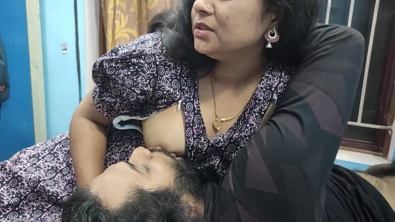 Vaigavarun45: Adik tiri india asal mallu lagi asik nyepong kontol dan...