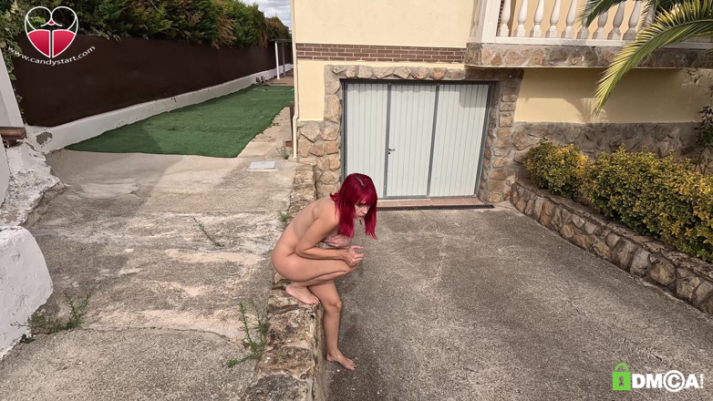 Candystart Videos: Nahé a uzamčené venkovní ponížení POV