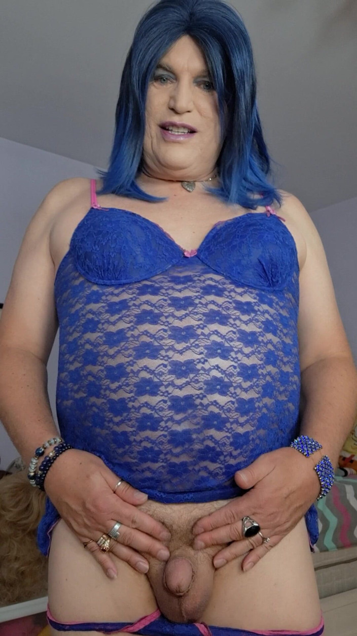 Victoria Lecherri: Penggoda kecil untuk Kekasih Tmilf!