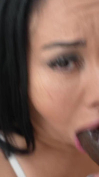 Give Me That Pussy Mami!