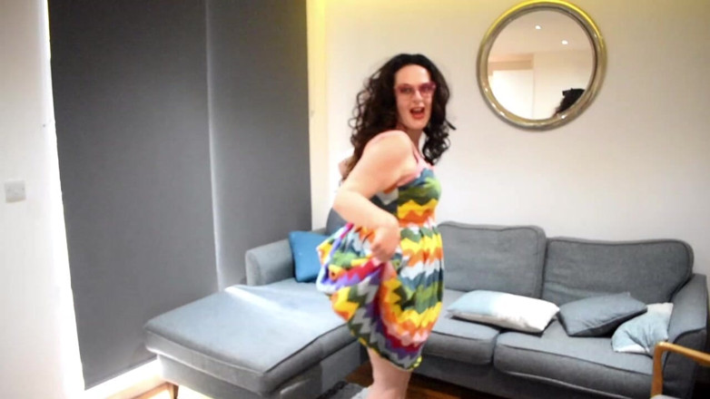 Cheeky UK girls: Juliet roodharige zwartharige pov