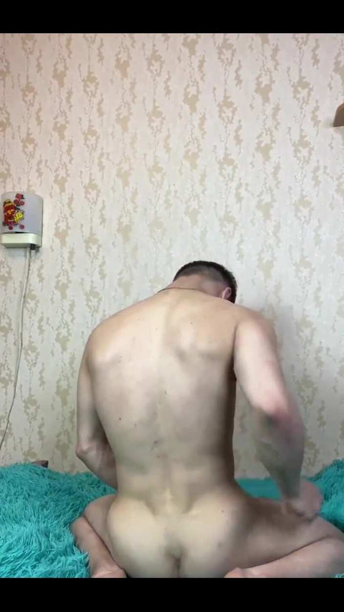 Max_Russell: Používám monstrózní dildo