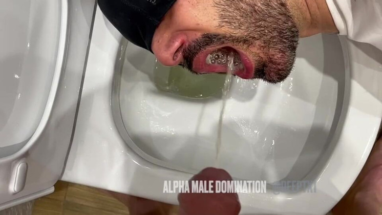 Deeptx1: Macho Alfa Folla Mi Garganta Y Mea En Mi Cara