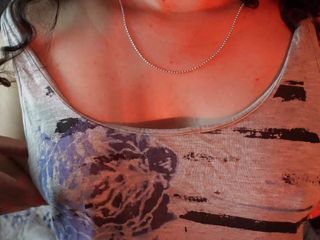 Elenafox: Thủ dâm âm hộ nóng bỏng cọ xát từ một con đĩ...