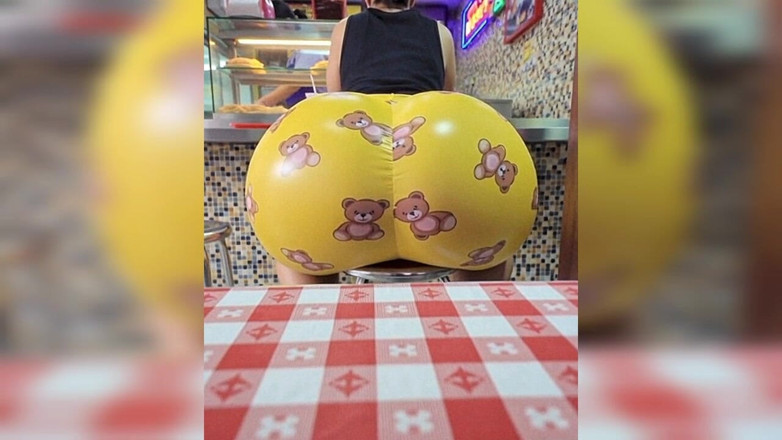 Xprohibidox1: Big Ass Eating Hamburger