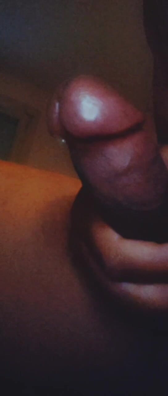 Kinky_french_boy_69: क्लोजअप हस्तमैथुन एकल