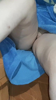Oavsiktlig blixt av stepmoms fitta
