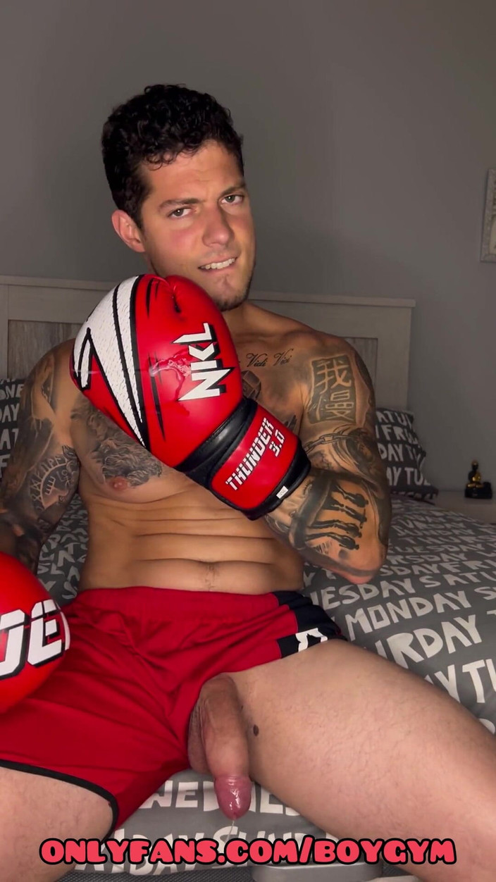 BoyGym: Бокс без рук, сперма, удивительный способ кончить