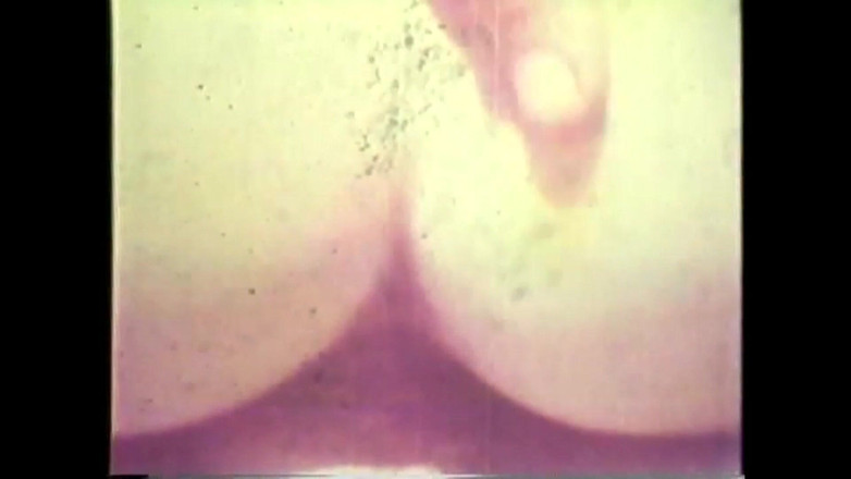 Vintage Usa: Prisoners with the Ball at Their Feet