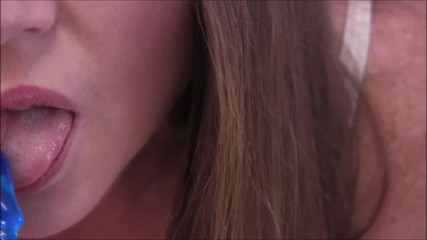 Nikki Nevada: Nikkis masturbation mit doppelter penetration