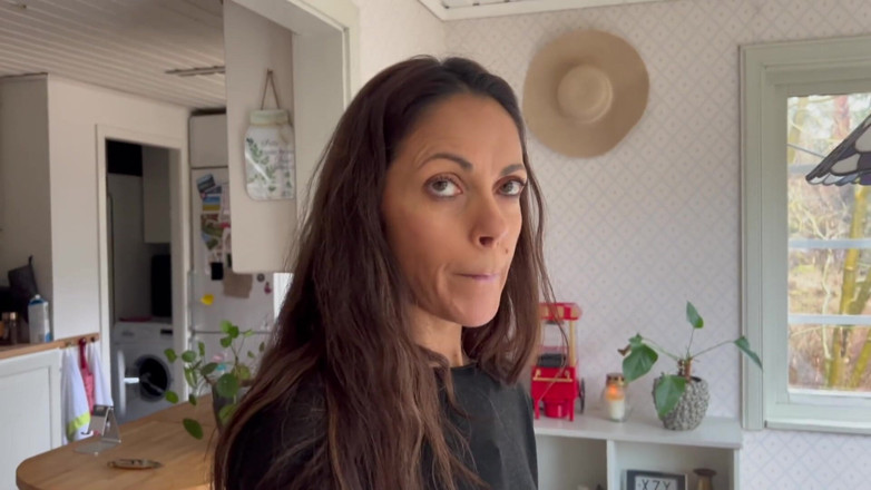 LoveAndRopes: Hot MILF Gets Her Pussy and Ass Stretched by a...