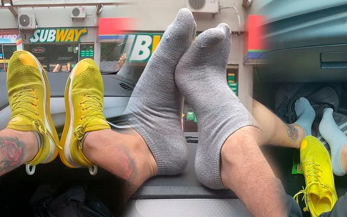 Tomas Styl: Smell My Stinky Sweaty Feet