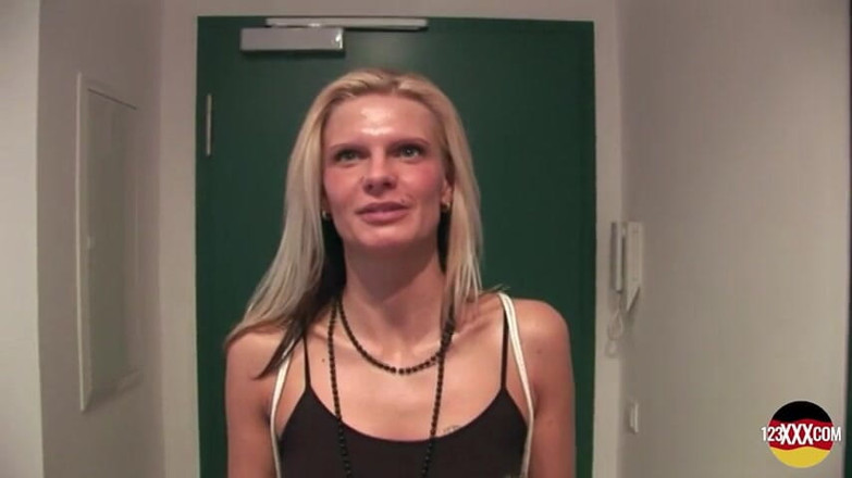 123XXX - 100% Amateurs: สาวเยอรมันสาวๆ สุดเซ็กซี่ ช่วยตัวเองครั้งแรก davantiกล้อง