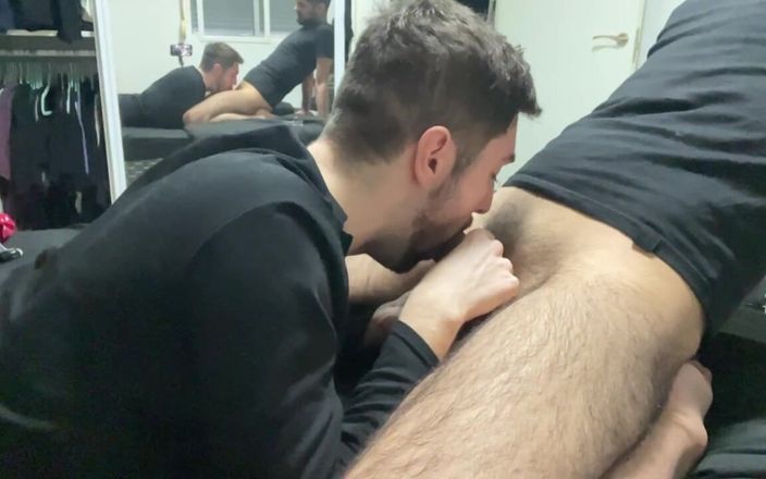 Nenesgaymers: 年轻人一口气得到他朋友的奶