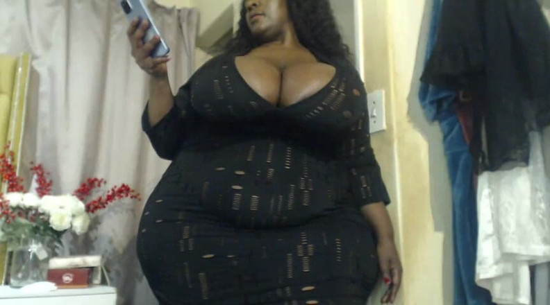 Legendary Booty Overdose: Awek montel matang menggoncang pantat gemuknya yang berair