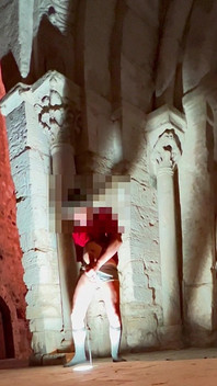 Eiaculazione Molto Rischiosa E Immensa in Un Luogo Molto Pubblico