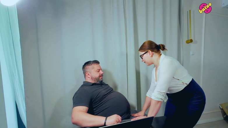 beauty_and_the_other_one: Мені довелося смоктати член свого боса, щоб звільнитися вдень