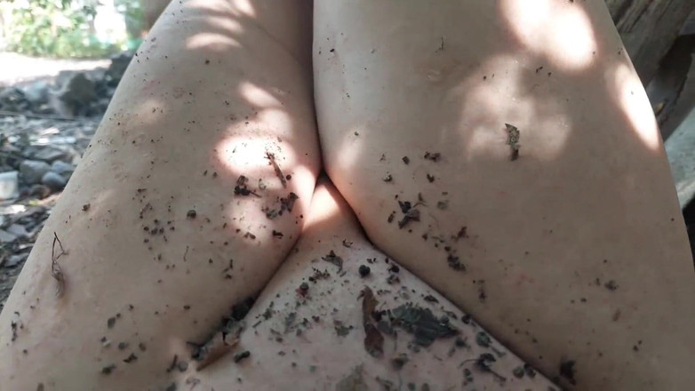 Kitty_Cross: Dekat, saya tidak menggigit... Keras