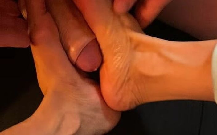 Naelor: Melove Začínám foot job do Naeloru
