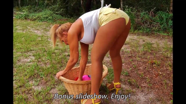 Nasty Girlfriends: Nasty Sofia hangs out in daisy dukes and heels
