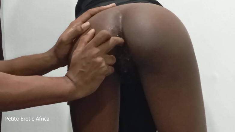 Petite Erotic Africa: Fingering Ebony Teen Anal Before Sex
