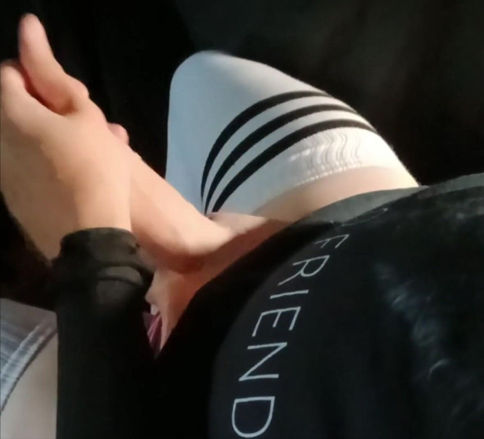 Raven LeSynn: 18 Minutes Edging and Jerking with Raven Letrap
