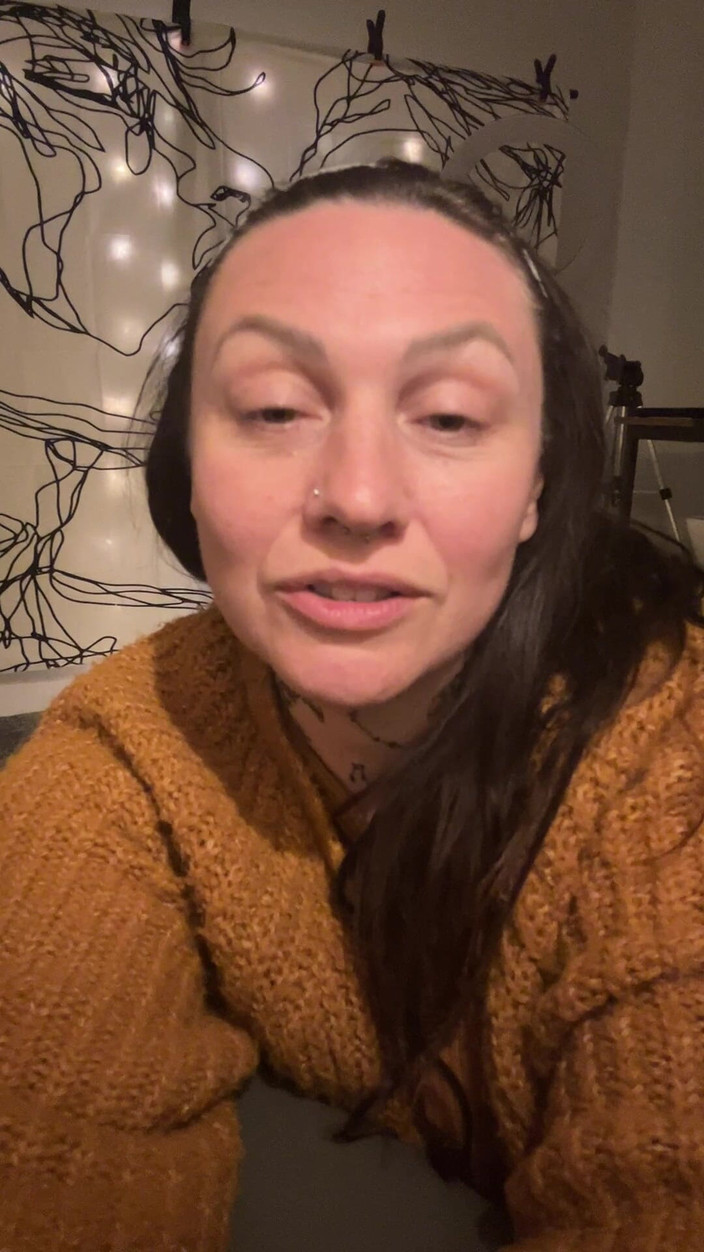 Lustful Libertines: Pillow Talk - jak jsem si uvědomil, že rád sleduji ženy, jak čůrají