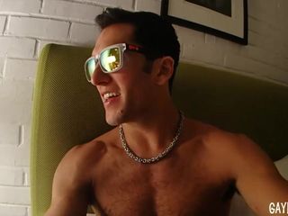 Gay Hoopla: Sexy vydra: Seth Rose