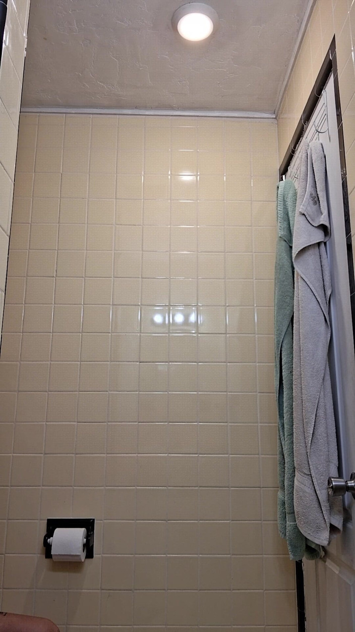 Vovxxx: Pinkeln Neben Alex, Sie Und Dusche