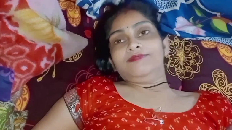 Janvibhabhii: 핑크색 보지에 성기를 삽입하는 인도 신혼부부, 힌디어 Janvi Bhabhi 섹스 비디오