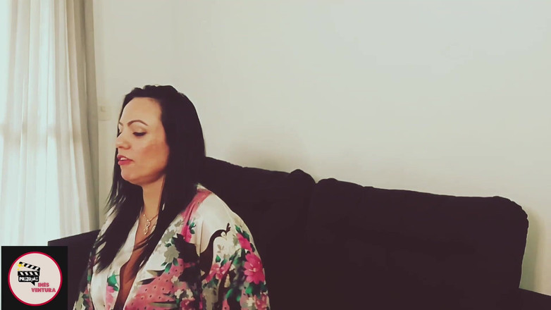 Raquel Cardoso Da Rosa: 邻居的儿子在我的厕所里撸管