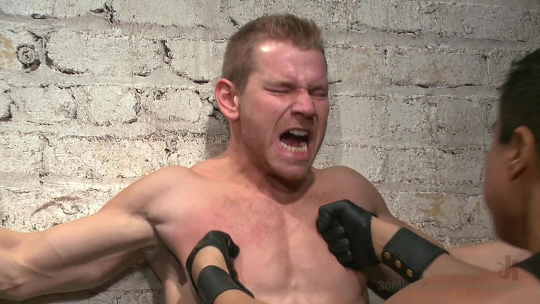 30 Minutes of Torment: Alex Adams yarağa, taşaklara ve göt işkencesine katlıyor