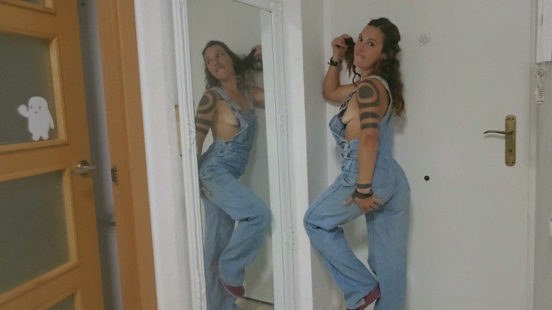 dafnedenoch: Merem melek putri tiriku jean overalls!