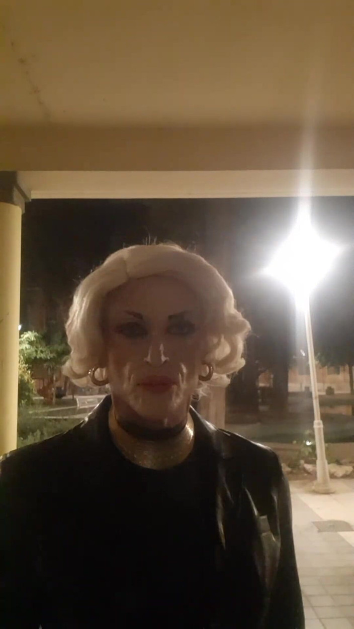 Tatiana Zorrita: Per strada