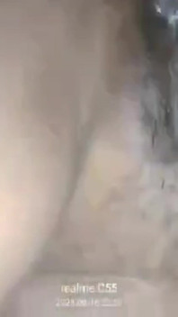 Prima ho scopato il culo della sorellastra del vicino e poi la sua figa