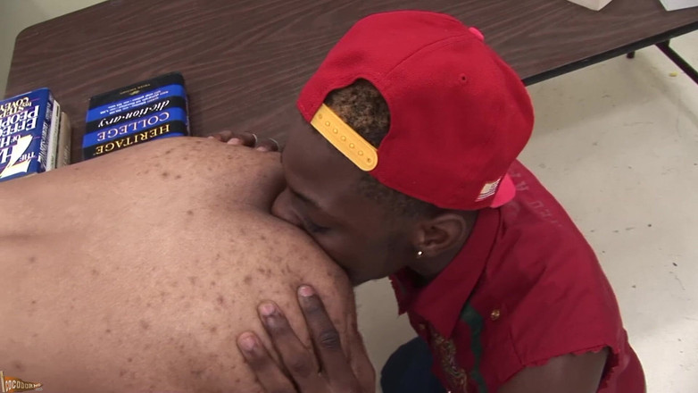 CocoDorm: ダスティン・ポープ + マルコ・アシュトン - 教室ファック